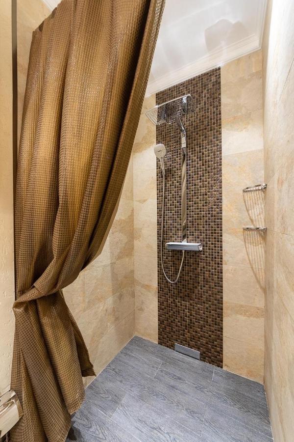 Exquisite Panoramic Views Apartment Dnipro Embankment Kiew Exterior foto